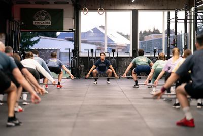 Cours collectif de CrossFit en plein WOD chez CrossFit TTS Waterloo